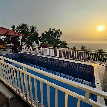 Whitehouse Homestay By Oxystays Hospitality Alībāg Exterior foto