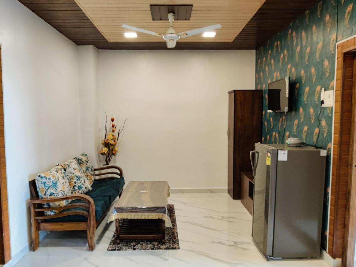 Whitehouse Homestay By Oxystays Hospitality Alībāg Exterior foto