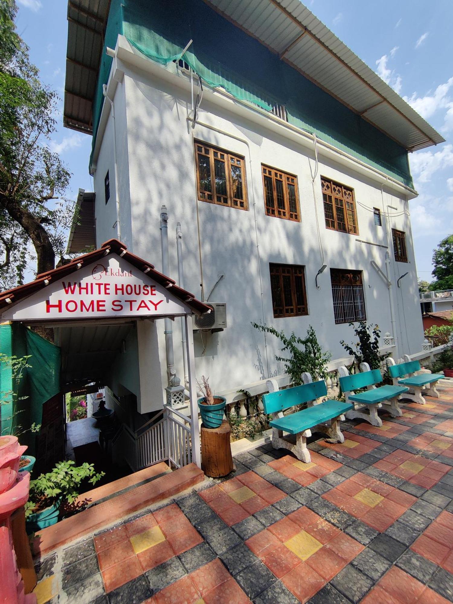 Whitehouse Homestay By Oxystays Hospitality Alībāg Exterior foto