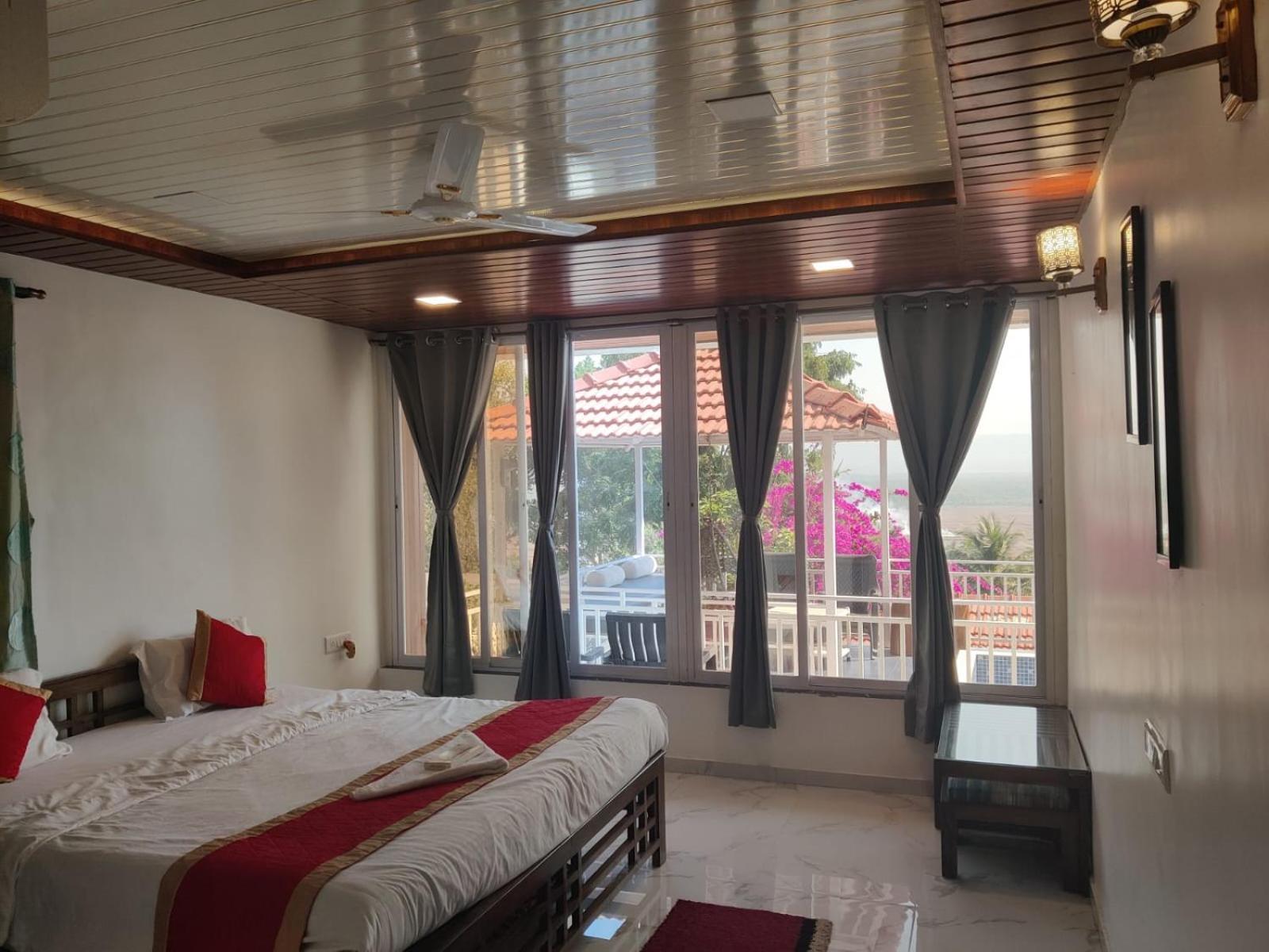 Whitehouse Homestay By Oxystays Hospitality Alībāg Exterior foto